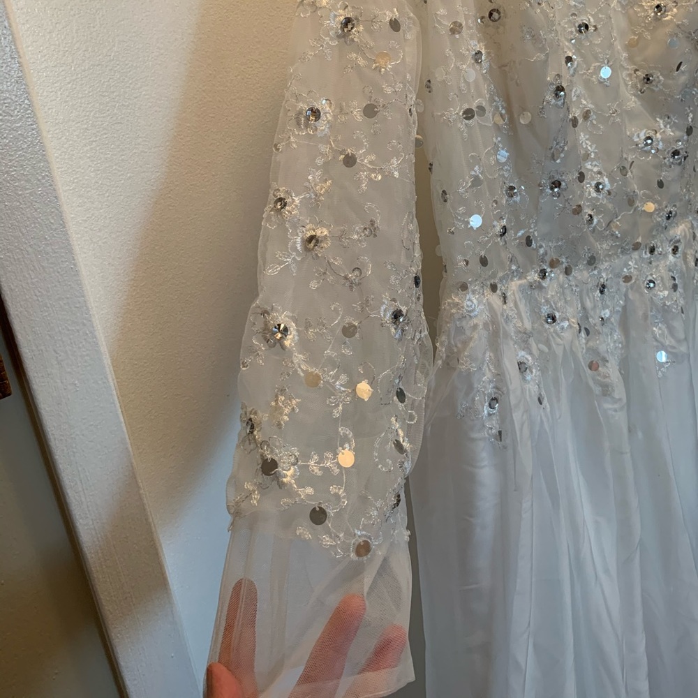 BRAND NEW Wedding Dress